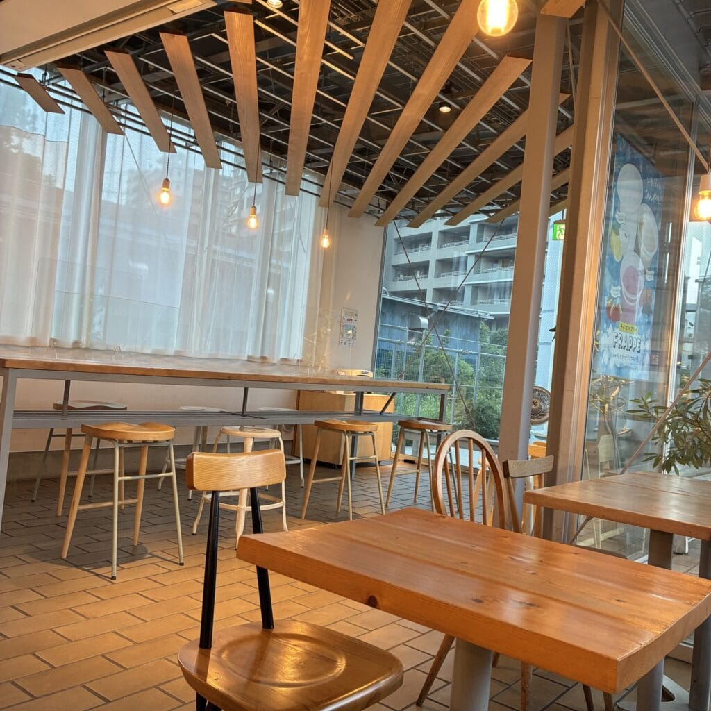 キィニョンの店内