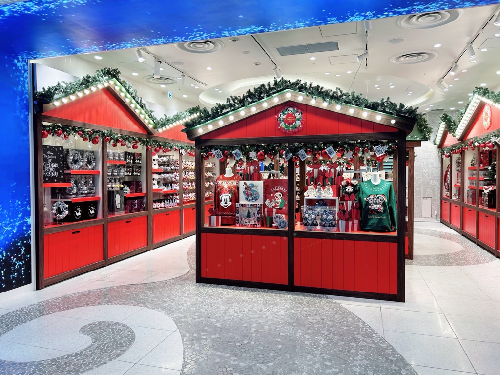 ディズニークリスマス店内装飾
