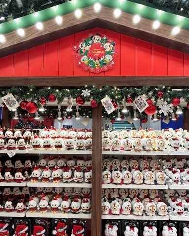 ディズニーストアクリスマス2025 うるぽちゃちゃん