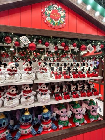 クリスマスマーケット風の店内②