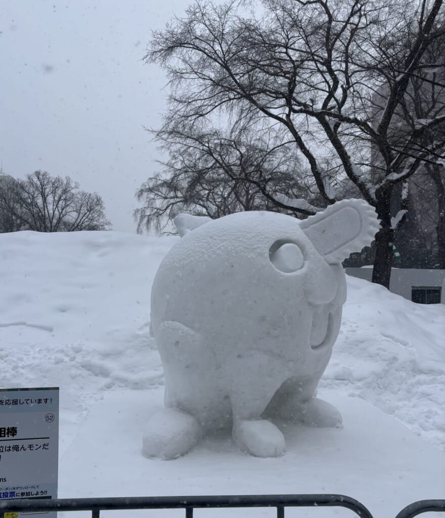 ポチタの雪像