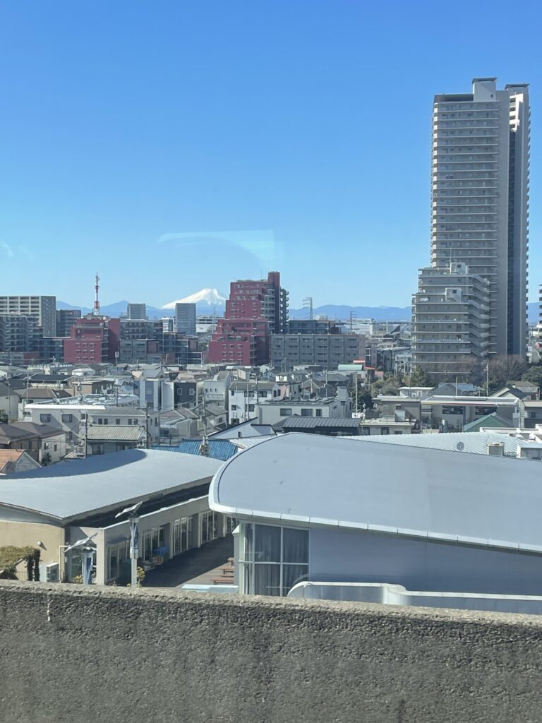 東京駅出発