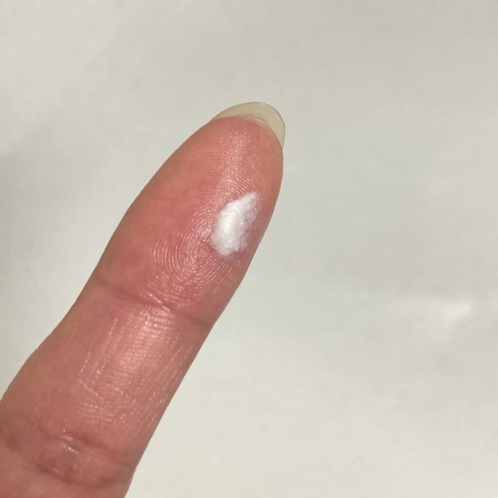 オロナインH軟膏薬剤部分