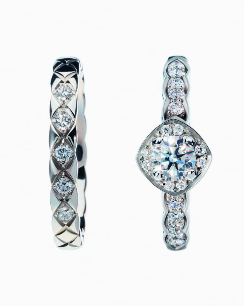 左から「ココ クラッシュ」 リング Pt/5ダイヤモンド¥468600・Pt/ ダイヤモンド(センターダイヤモンド0.25ct~) ¥883300~