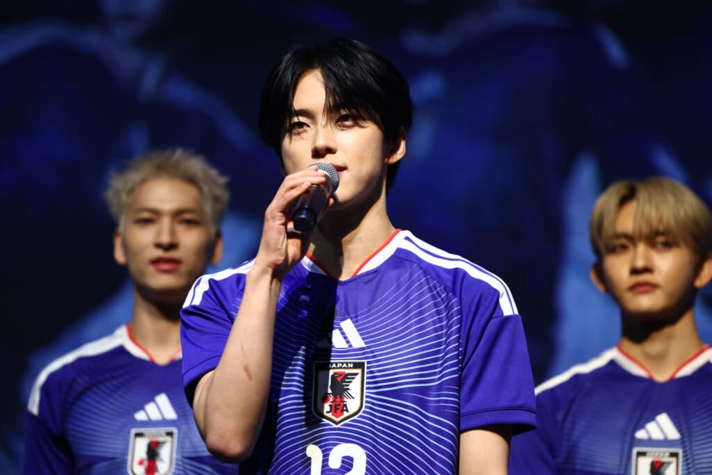 ユニット名発表の大役を担ったJO1の河野純喜さん