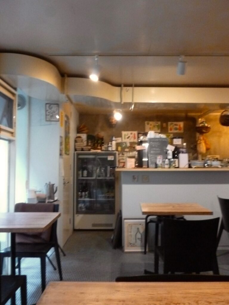 カタネカフェの店内