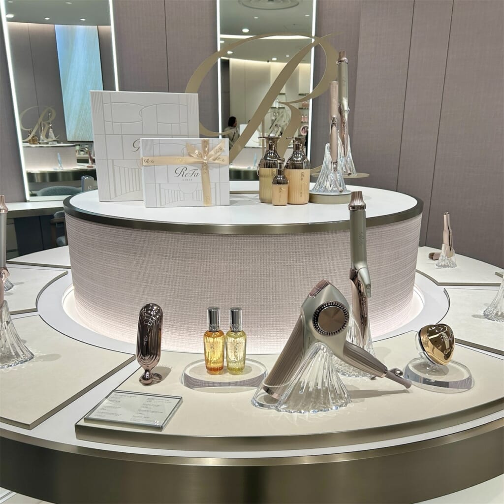  ReFa GINZA 2F Vital Radiance 