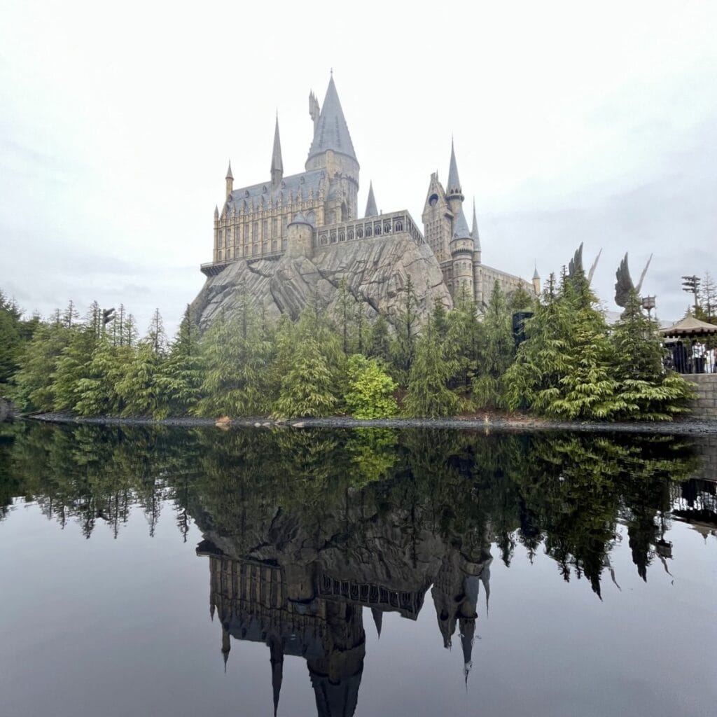 ハリーポッター　ユニバーサルスタジオジャパン　ホグワーツ城