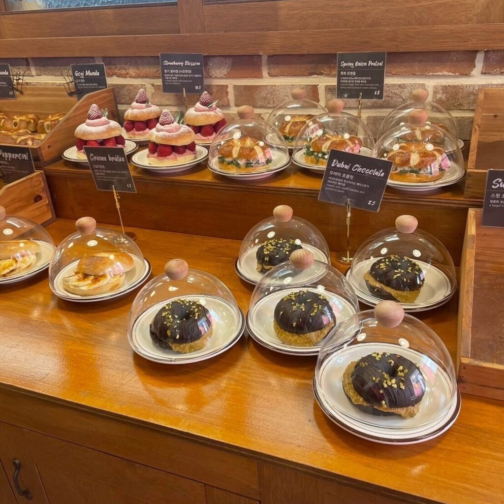 大学生エディターズ 聖水おすすめグルメ 「BAGEL LAND」のベーグル