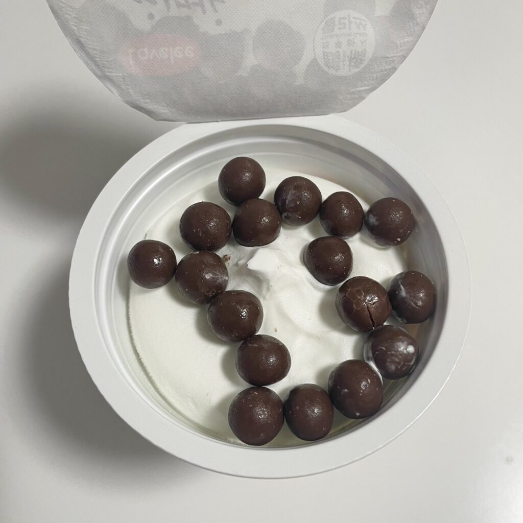 クリーミーヨーグルトボール 表面