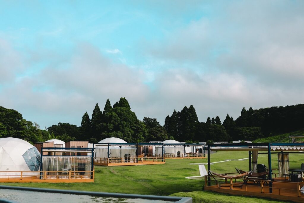 ISUMI Glamping Resort ＆ Spa SOLAS　ドームテント　外観