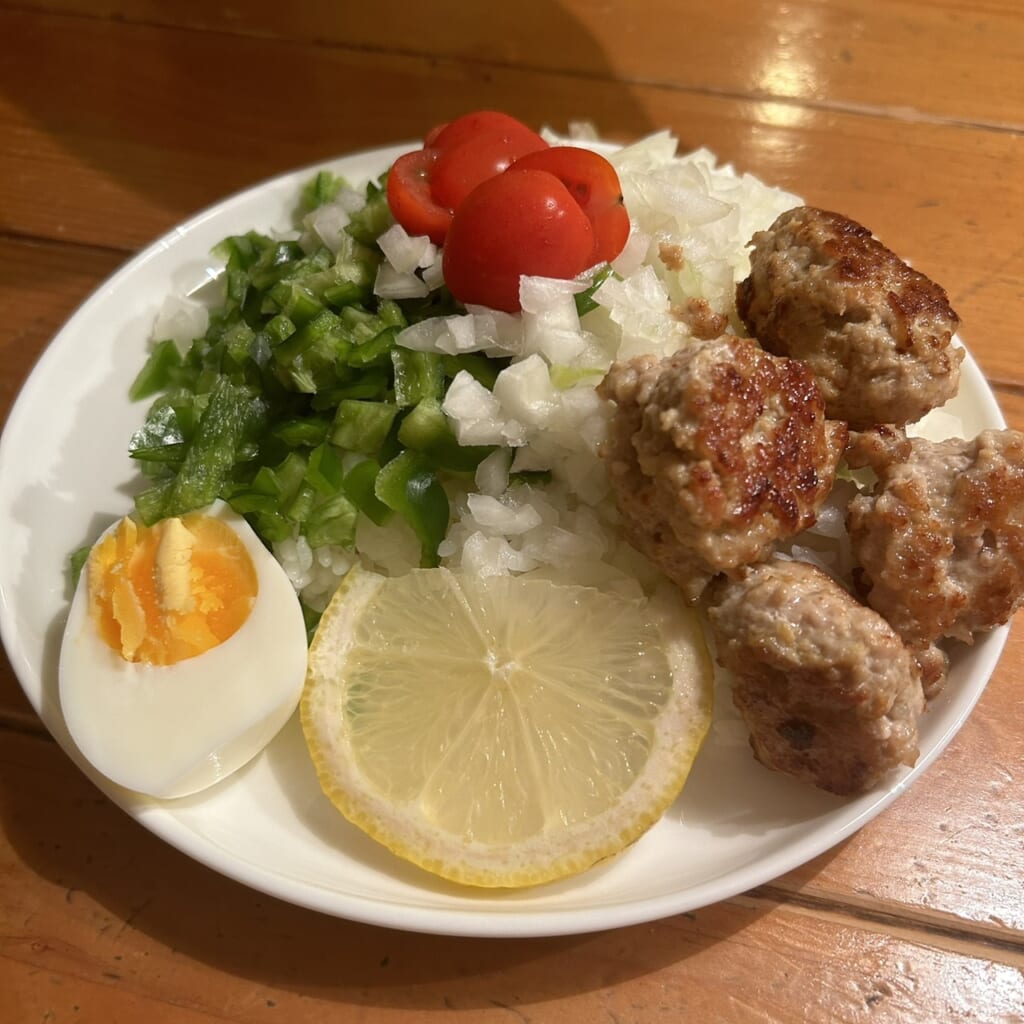 お皿に盛り合わせたあとの画像