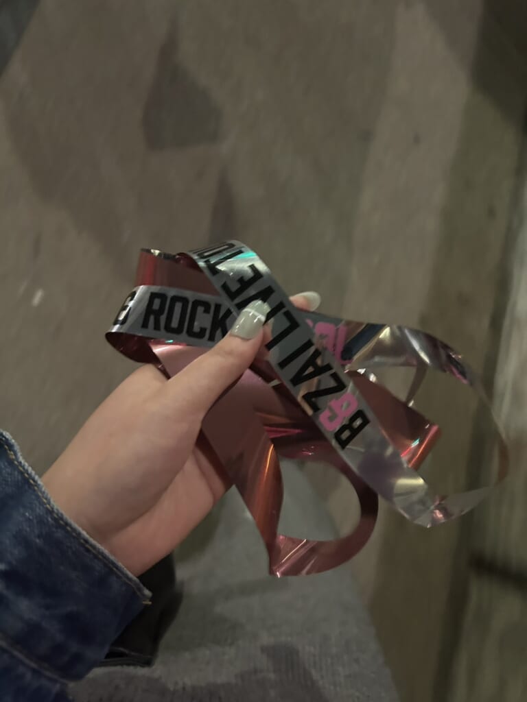 銀テープの写真