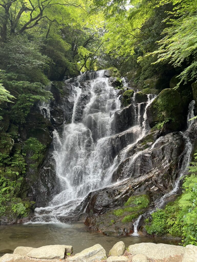 福岡　糸島　白糸の滝