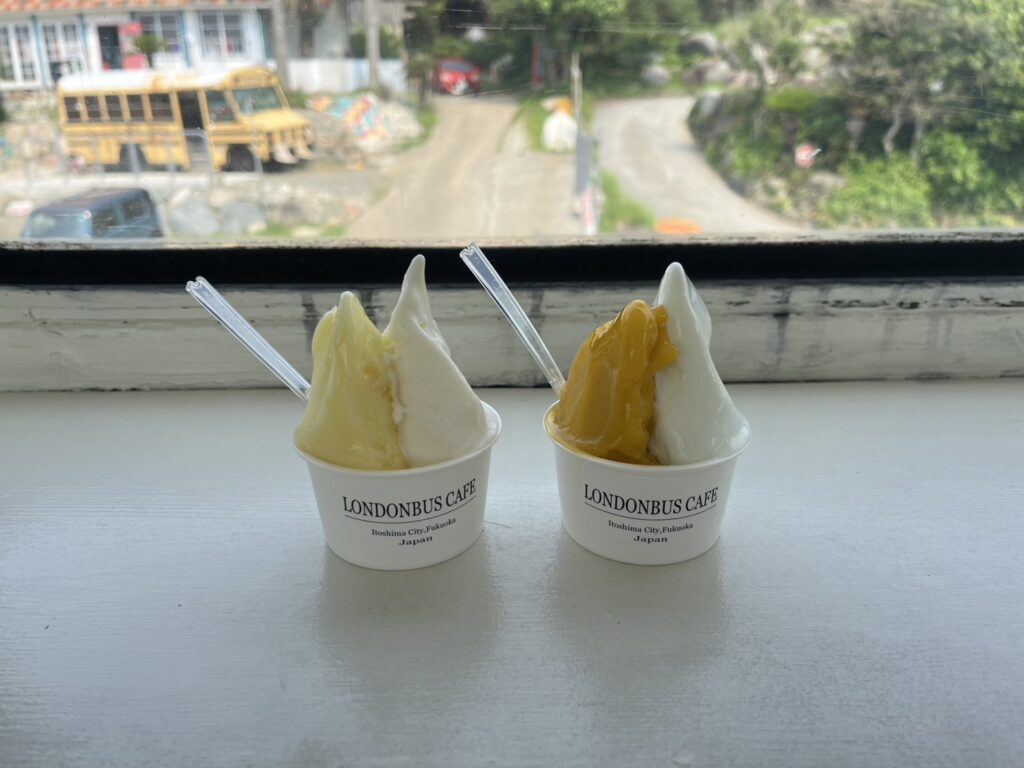 LONDONBUS　CAFE　糸島　ジェラート
