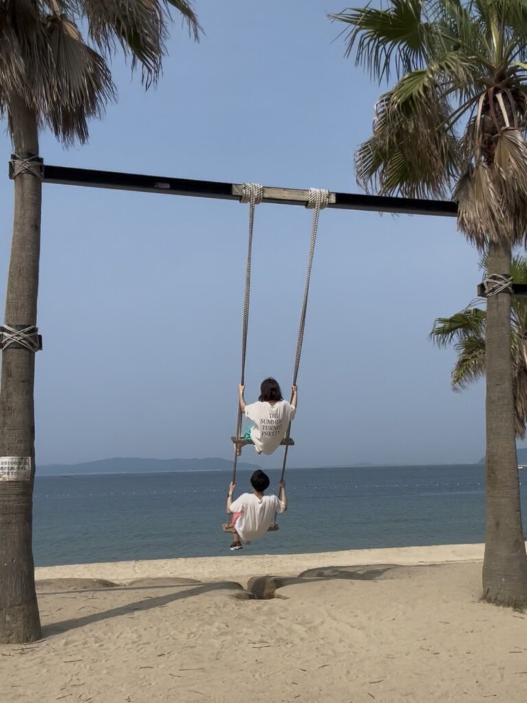 ヤシの木ブランコ　糸島