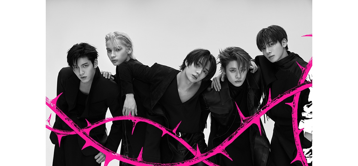 TOMORROW X TOGETHER5人の集合カット