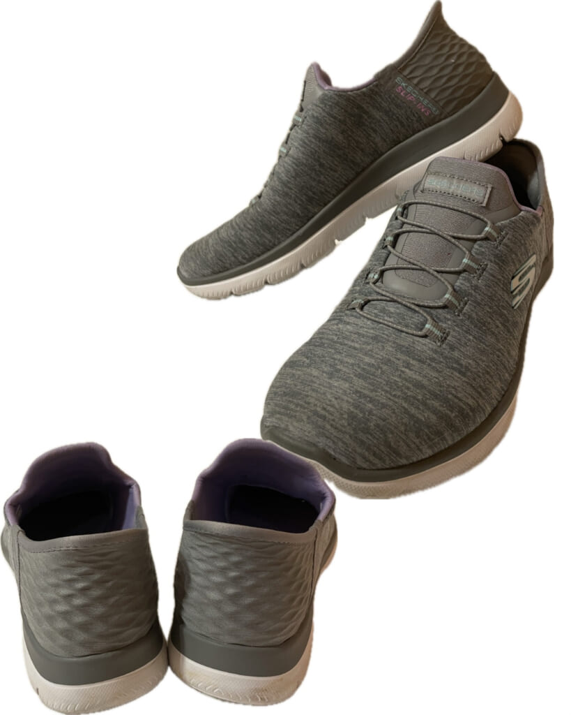 グレーの運動靴。