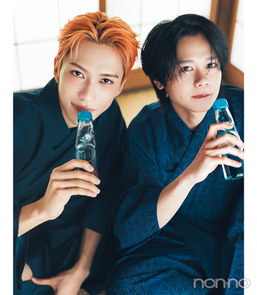 藤牧京介さんと池﨑理人さんのINIと夕涼みモデルカット3-3