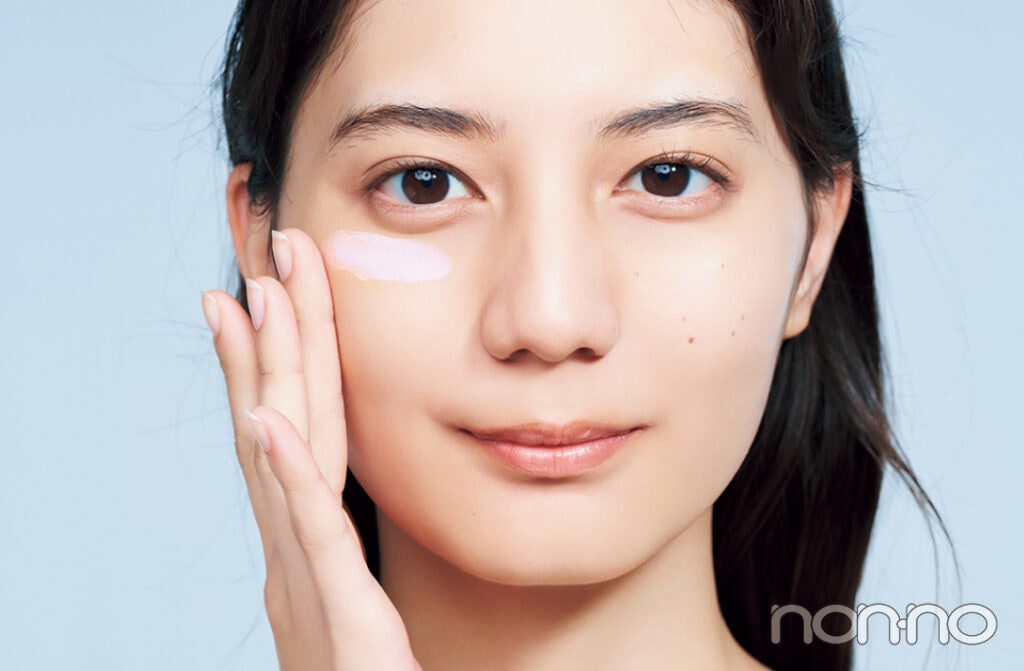 小坂菜緒の崩れないベースメイクプロセスカット2-13