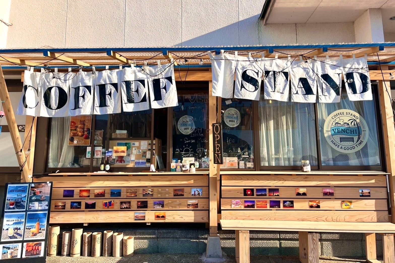 白浜でオープンしたコーヒースタンドの店先