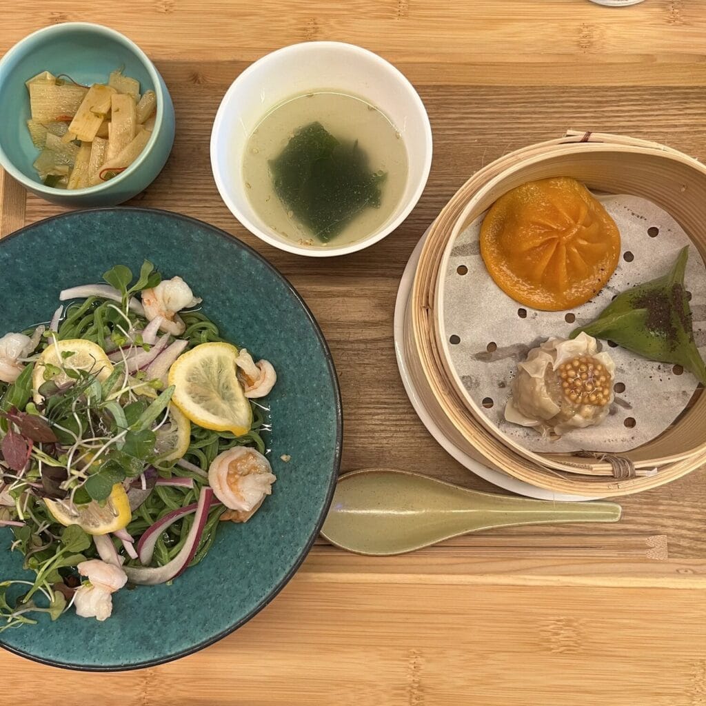 Herbal Chinese STEAMAN ランチセット 海老檸檬冷やし中華 点心3種