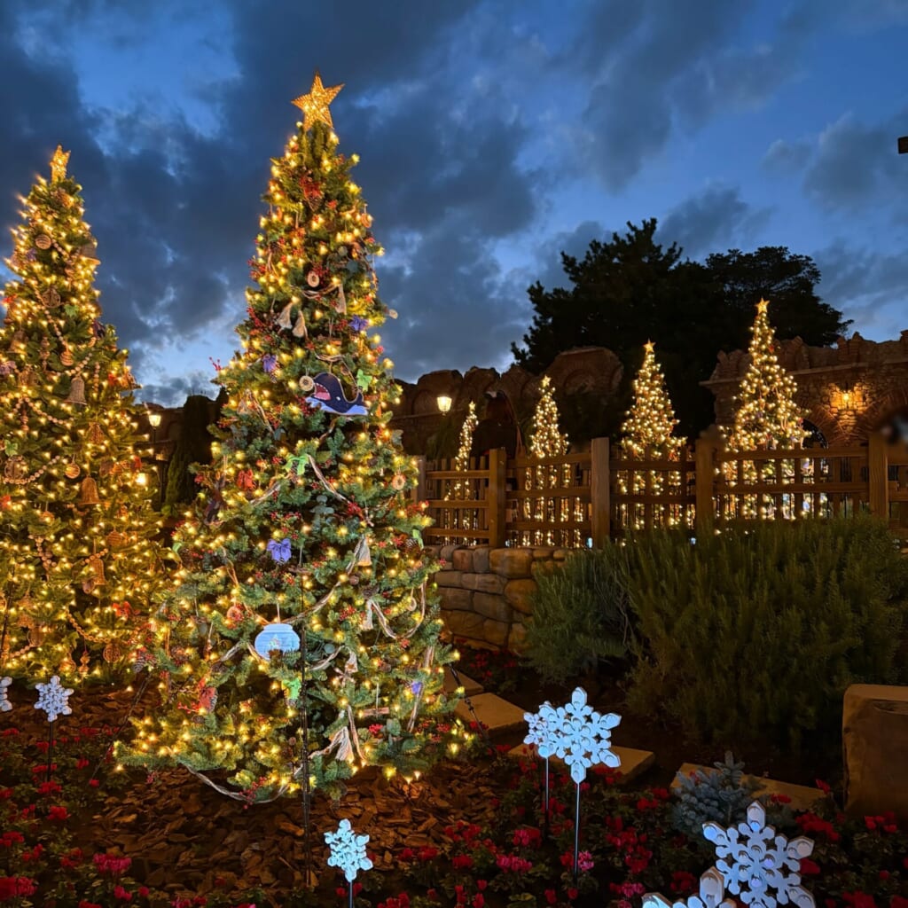 ソアリン前のクリスマスツリー