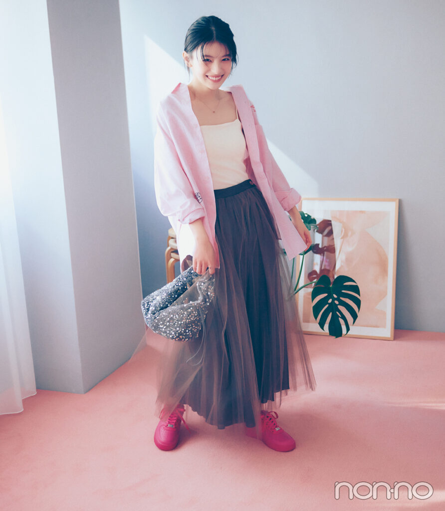 出口夏希の大学生の一週間コーデ、土曜日のロンスカスタイル