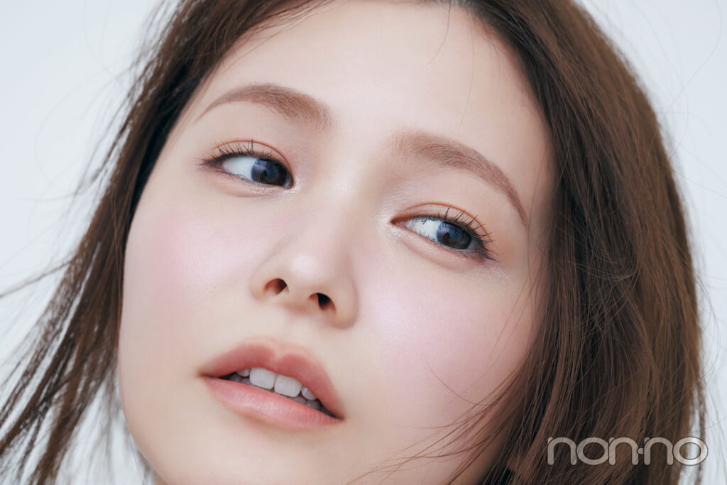 眉は明るめトーンで＂抜く＂のが正解