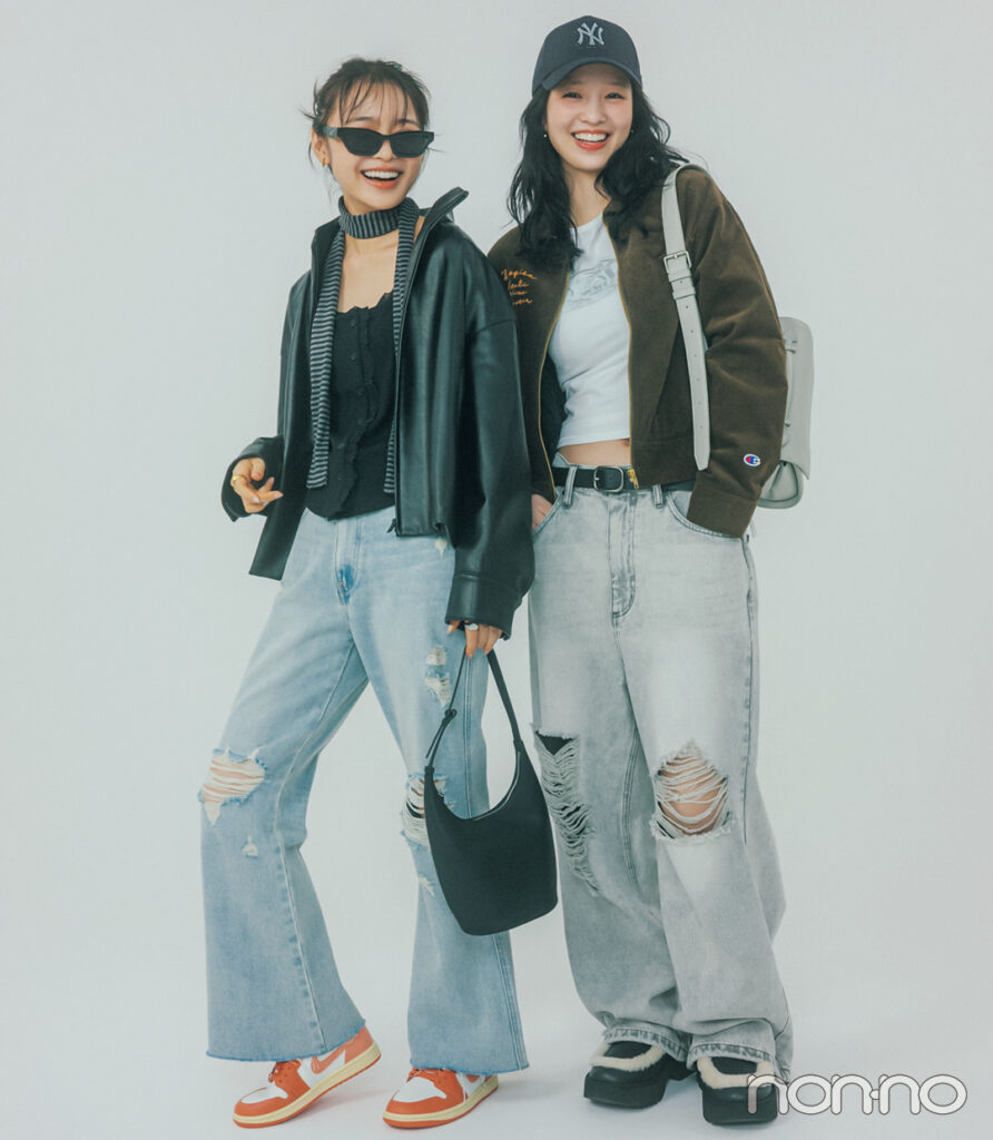 ディズニーランドに行くパンツコーデの女性2人