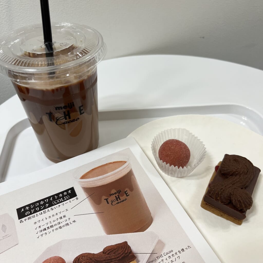 明治 ザ・カカオ　「濃密“生練り”デザートセット　サロン・デュ・ショコラ 東京