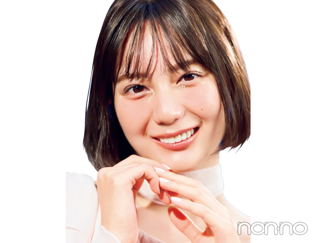 小坂菜緒のショートボブヘア