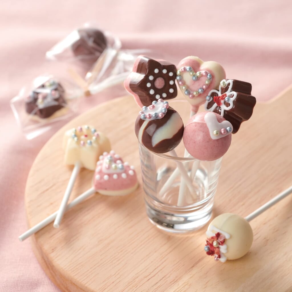 無印良品の「自分でつくる　ポップチョコ」の出来上がり見本