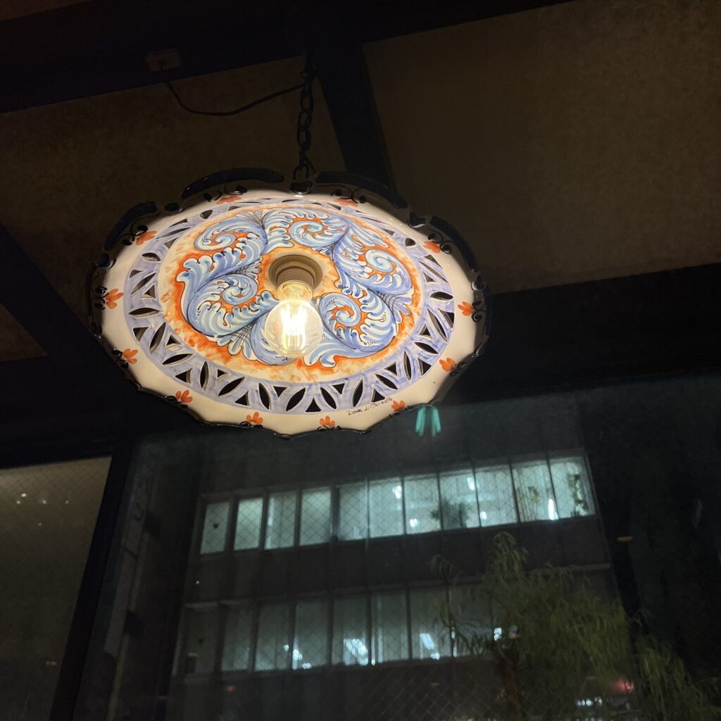 カンティーナ シチリアーナ トゥット イル マーレ 銀座4丁目 店内