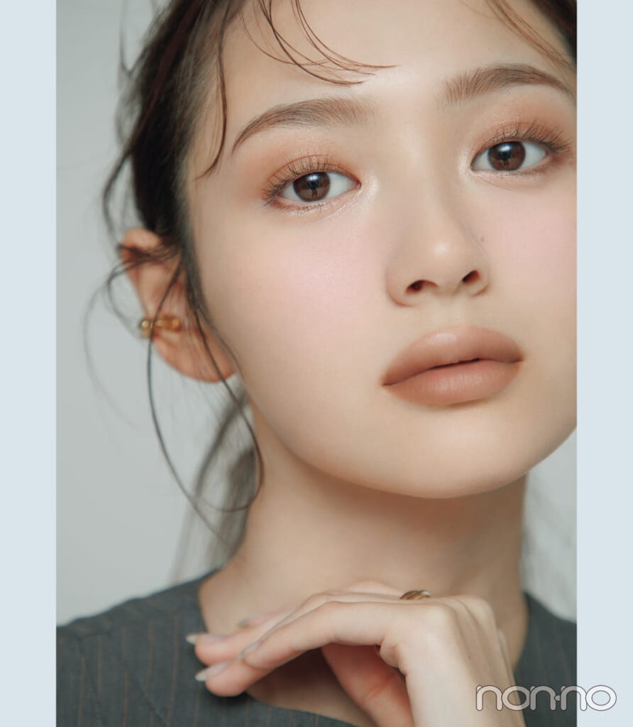 加藤栞の［2025下半期］20歳からの神コスメ大賞モデルカット7-2