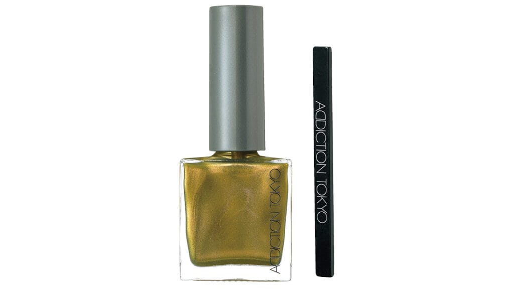 マグネット スティック¥880・ザ マグネット ネイルポリッシュ 004MG¥3300/ADDICTION BEAUTY