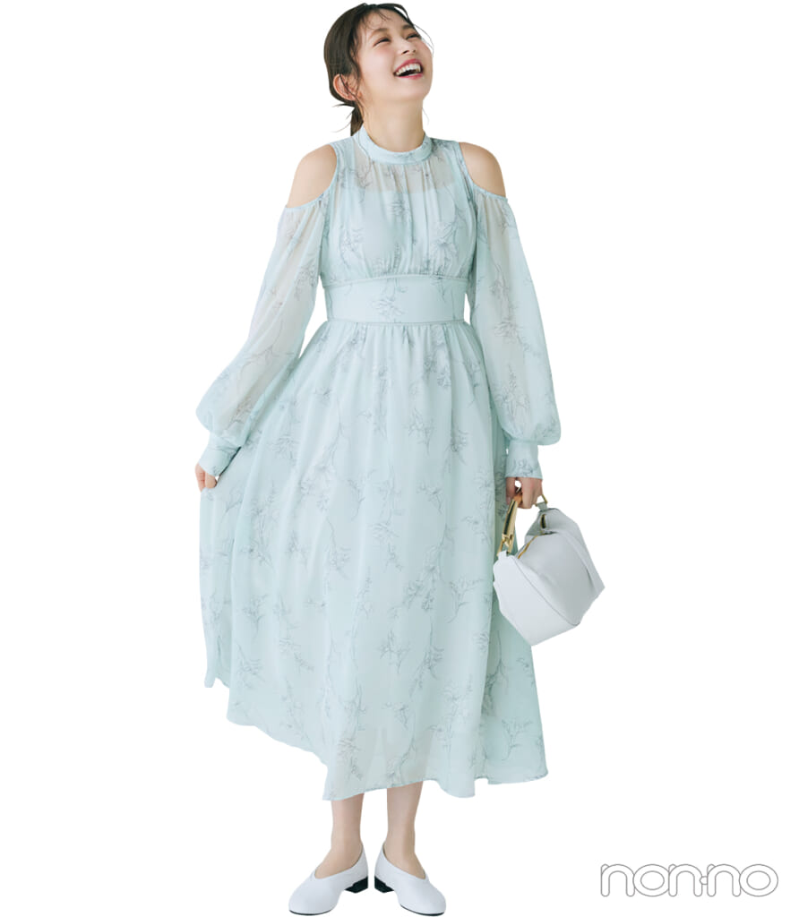 久間田琳加の爽やかグリーン+白の春コーデ2-3