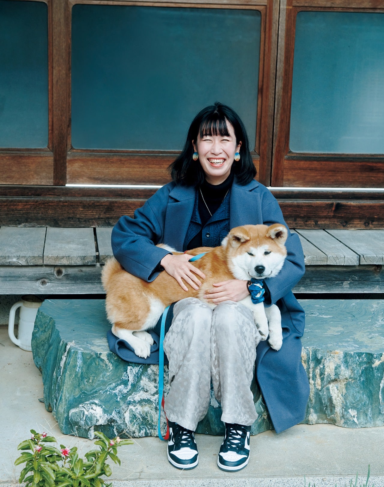 犬と女性