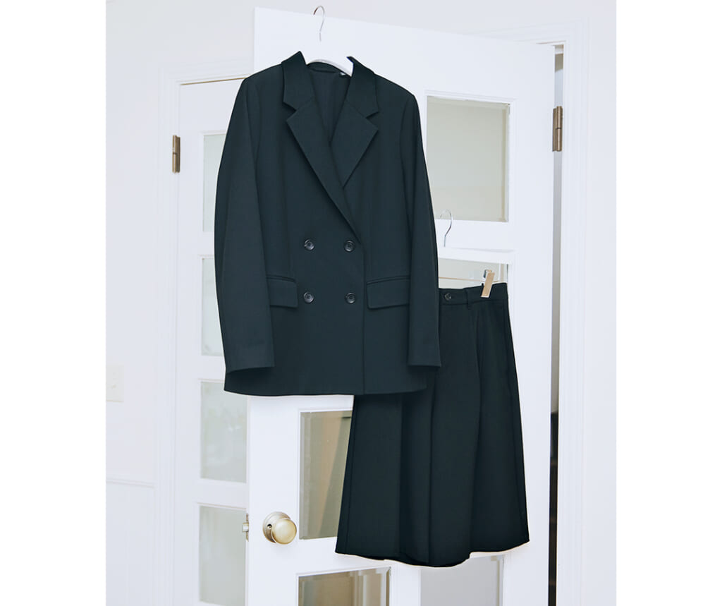 GUのジャケット＆パンツのセットアップ