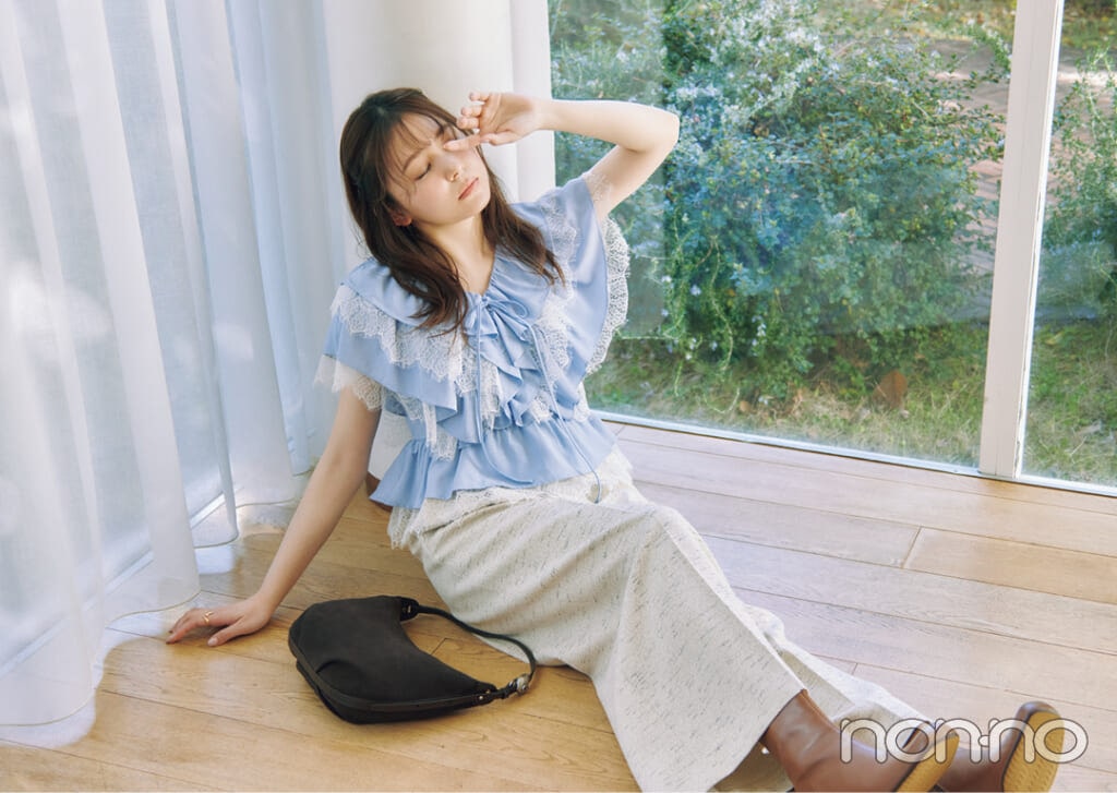 久間田琳加の甘クラシックなトップス＆ワンピモデルカット2-2