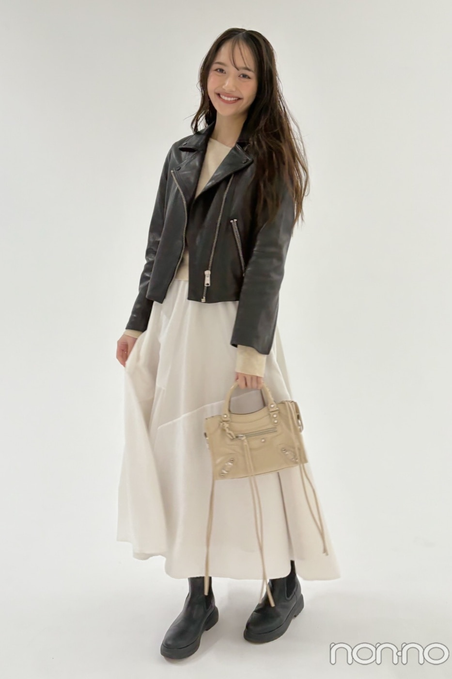 加藤栞この冬の私服コーデ