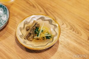 さらに載ったごぼうの料理