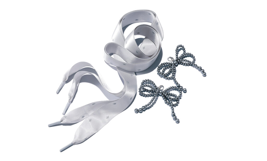 アディダスのシューレースセット