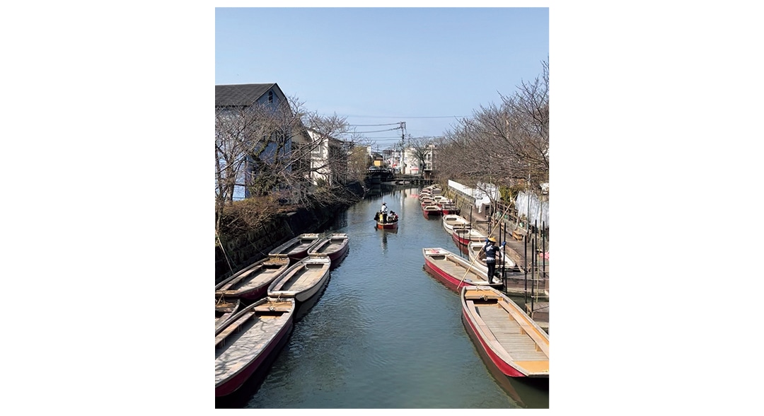 川下りで、春風を感じながら歴史的街並みと自然を観賞（reaさん・大学2年）