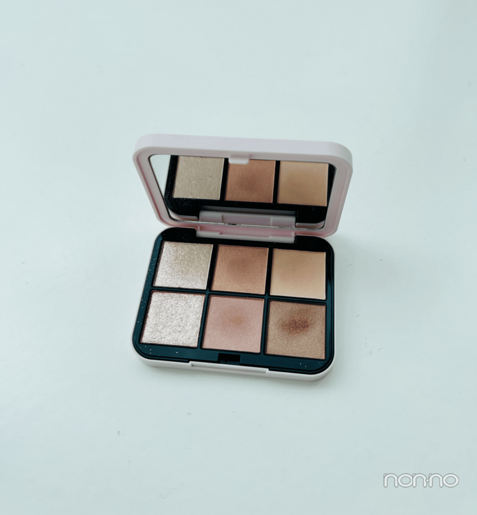 佐々木美玲の私物のアイカラーパレット