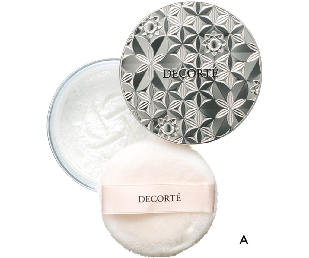 加藤栞の美容のきほんフェイスパウダーアイテムカット1