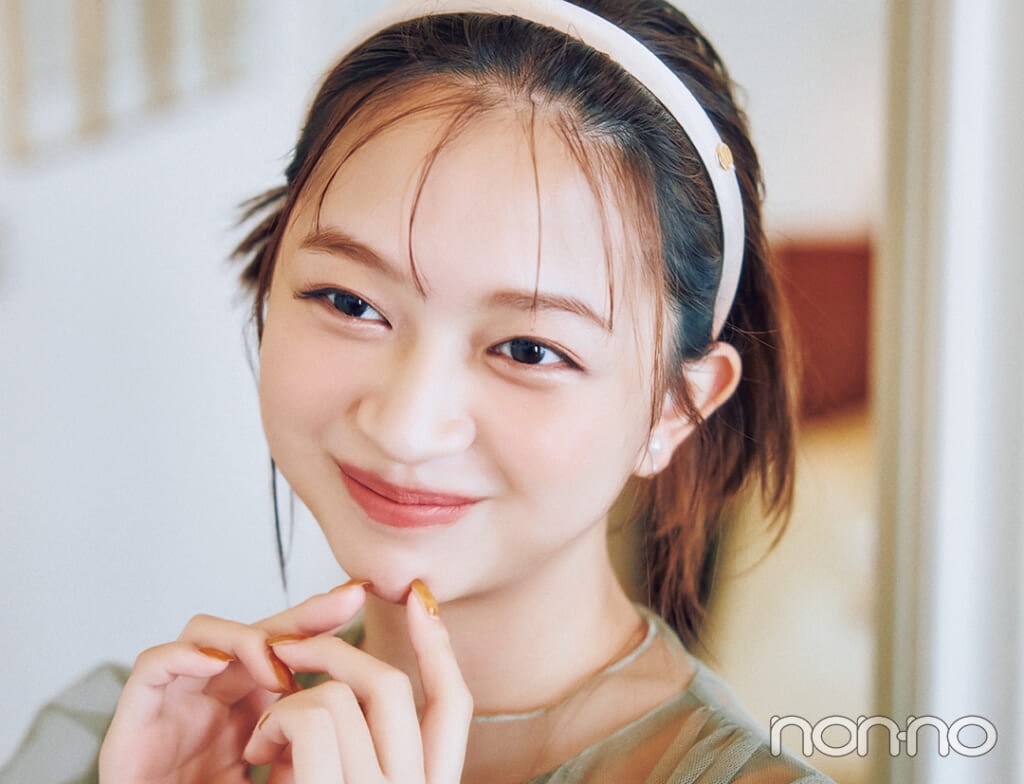 結婚式でのカチューシャヘアスタイル。