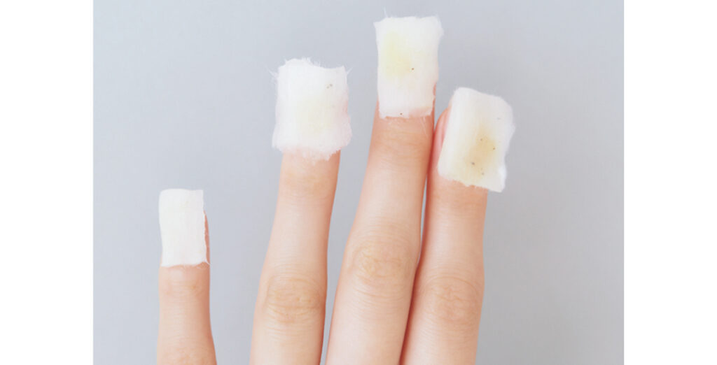 加藤栞のもちがよくなるセルフネイルの基本プロセスカット18