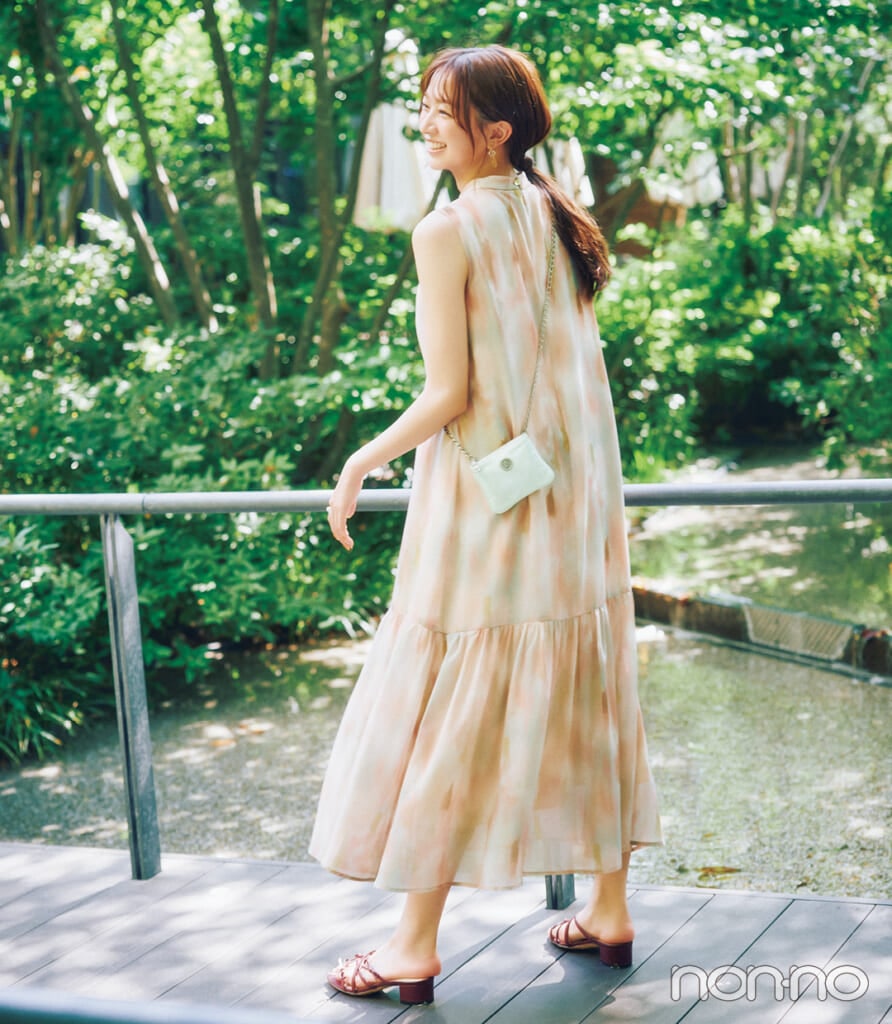 リゾートウェディングでおすすめの服装