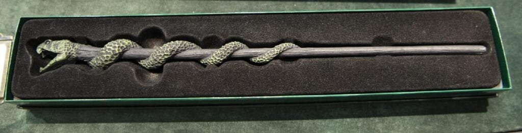 「スリザリン・マスコットの杖」 